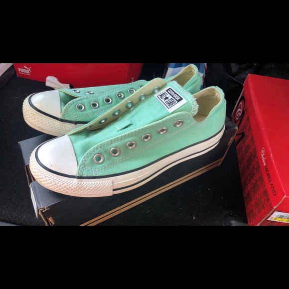 Womens Converse - Picture 1 of 2